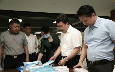 夏紅民赴畢節走訪調研服務企業 結合全國'兩會'精神助力貴州醫療器械產業發展